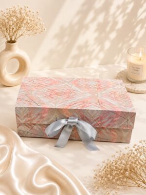 COLLAPSIBLE BOX WITH GOLDEN FOIL AND RIBBON | 10x14x4