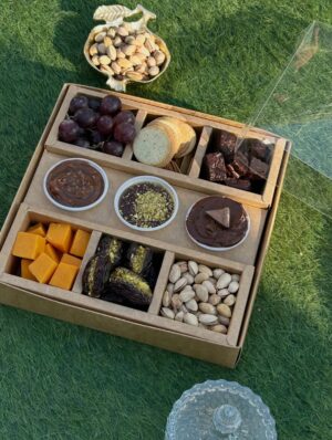 3 DIPS HAMPER BOX