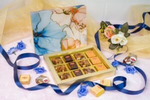 CHOCOLATE 12